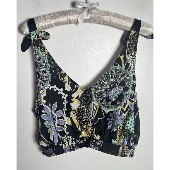 Free People INTIMATELY Women's Weekend In Montauk Floral Cropped Top XS Black - Picture 2 of 8